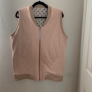 Lululemon departure vest